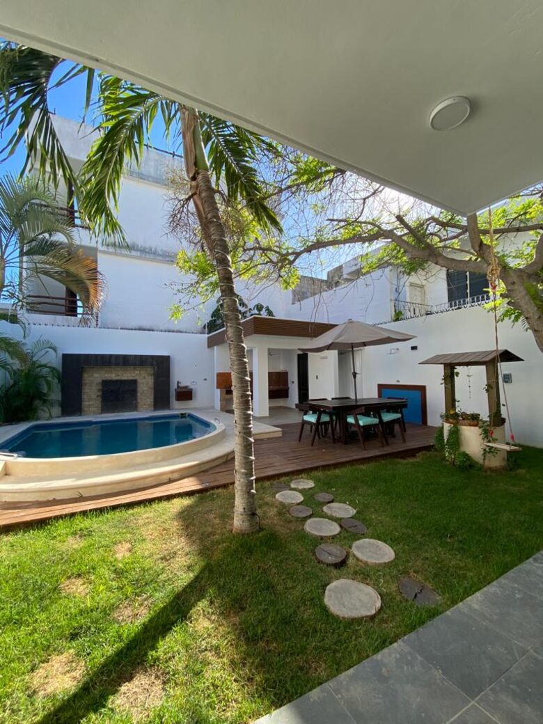Modern Getaway with a Pool + Jacuzzi - Playa del Carmen, Mexico