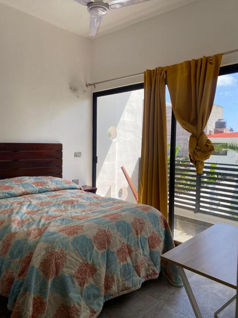 Modern Getaway with a Pool + Jacuzzi - Playa del Carmen, Mexico