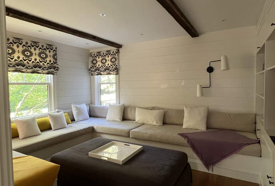 Charming Victorian Sag Harbor Residence - Sag Harbor, New York