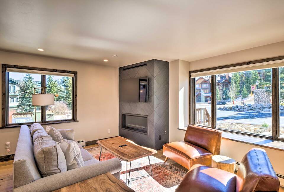 Ski-In/Ski-Out Condo Steps to Snowflake Chair - Breckenridge, Colorado