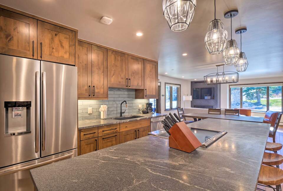 Ski-In/Ski-Out Condo Steps to Snowflake Chair - Breckenridge, Colorado