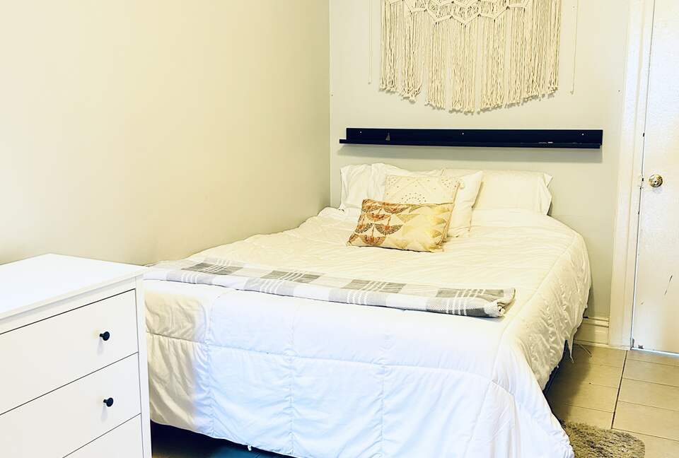 An Absolute Gem - In The Heart of Astoria NYC - Directly on 30th Ave - New York City, New York