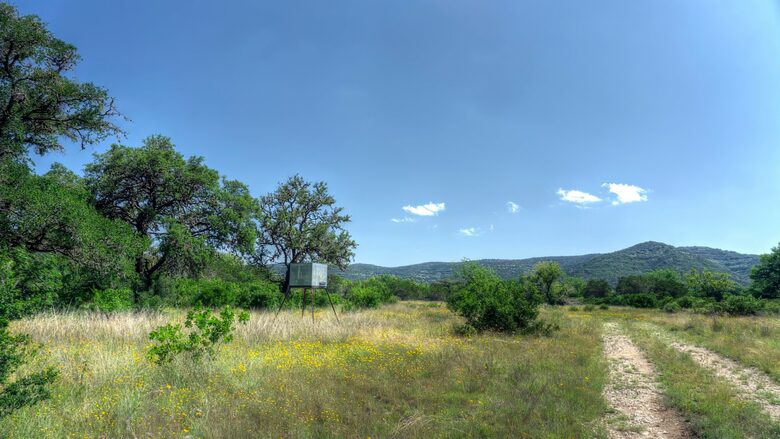 Frio River Ranch House on Gated 30 ACRES | Great for Fishing on Private Riverfront! - Leakey, Texas
