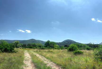 Frio River Ranch House on Gated 30 ACRES | Great for Fishing on Private Riverfront! - Leakey, Texas