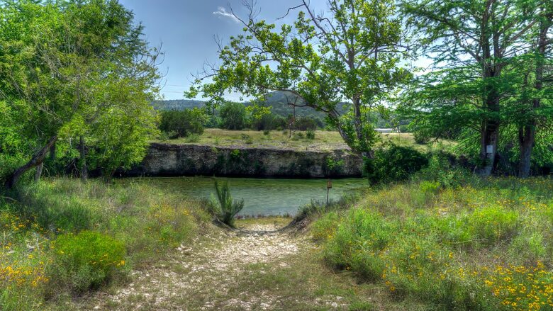 Frio River Ranch House on Gated 30 ACRES | Great for Fishing on Private Riverfront! - Leakey, Texas