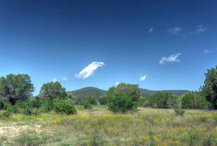 Frio River Ranch House on Gated 30 ACRES | Great for Fishing on Private Riverfront! - Leakey, Texas