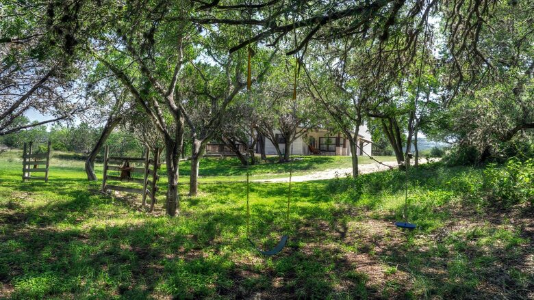 Frio River Ranch House on Gated 30 ACRES | Great for Fishing on Private Riverfront! - Leakey, Texas