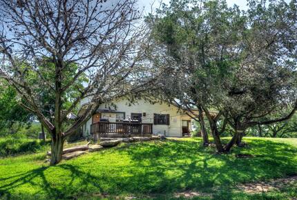 Frio River Ranch House on Gated 30 ACRES | Great for Fishing on Private Riverfront! - Leakey, Texas