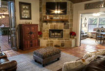 Frio River Ranch House on Gated 30 ACRES | Great for Fishing on Private Riverfront! - Leakey, Texas