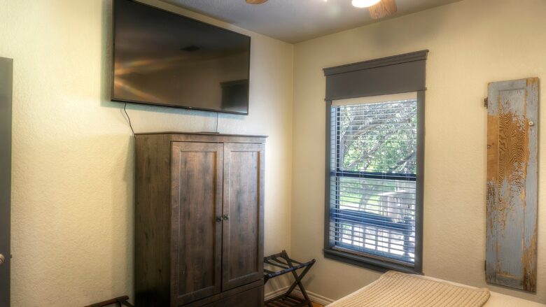 Frio River Ranch House on Gated 30 ACRES | Great for Fishing on Private Riverfront! - Leakey, Texas