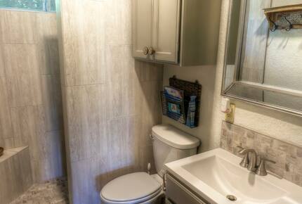 Frio River Ranch House on Gated 30 ACRES | Great for Fishing on Private Riverfront! - Leakey, Texas