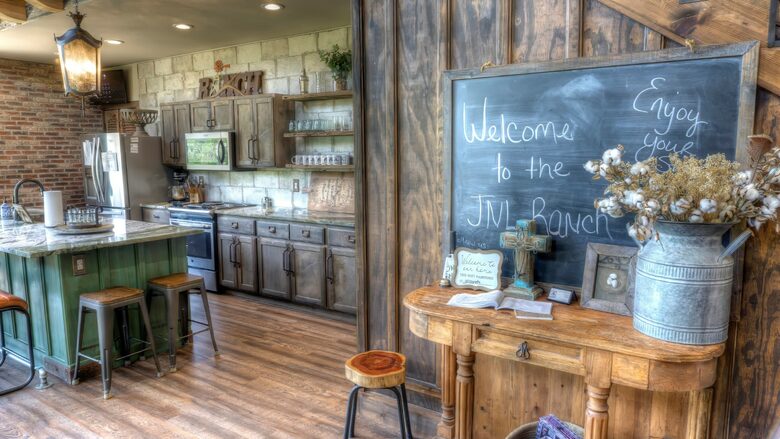 Frio River Ranch House on Gated 30 ACRES | Great for Fishing on Private Riverfront! - Leakey, Texas