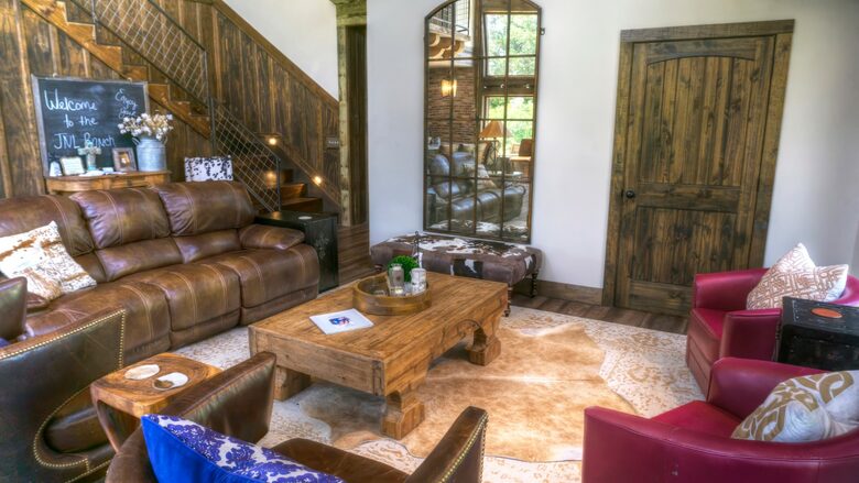 Frio River Ranch House on Gated 30 ACRES | Great for Fishing on Private Riverfront! - Leakey, Texas