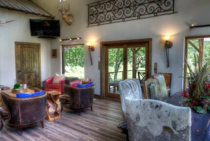 Frio River Ranch House on Gated 30 ACRES | Great for Fishing on Private Riverfront! - Leakey, Texas