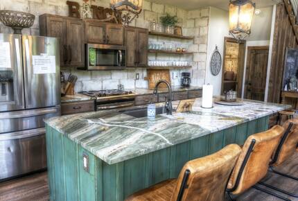 Frio River Ranch House on Gated 30 ACRES | Great for Fishing on Private Riverfront! - Leakey, Texas