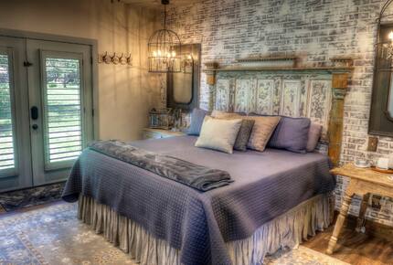 Frio River Ranch House on Gated 30 ACRES | Great for Fishing on Private Riverfront! - Leakey, Texas