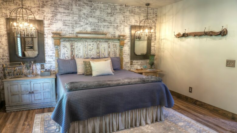 Frio River Ranch House on Gated 30 ACRES | Great for Fishing on Private Riverfront! - Leakey, Texas