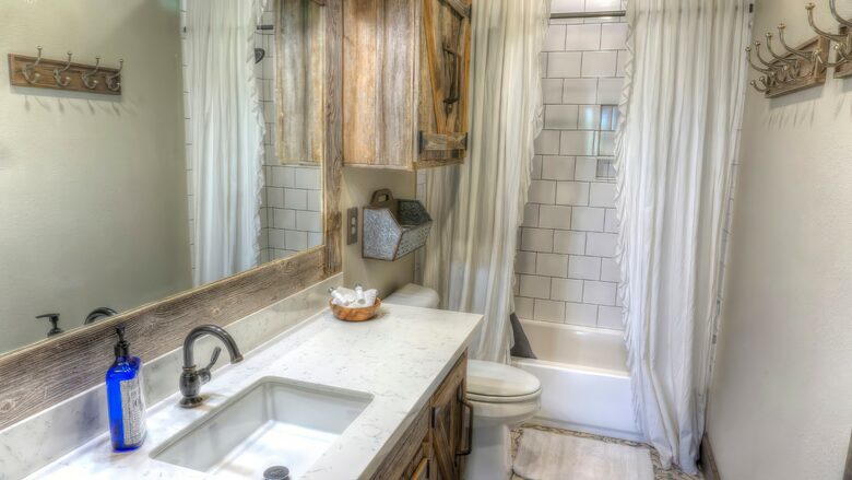 Frio River Ranch House on Gated 30 ACRES | Great for Fishing on Private Riverfront! - Leakey, Texas