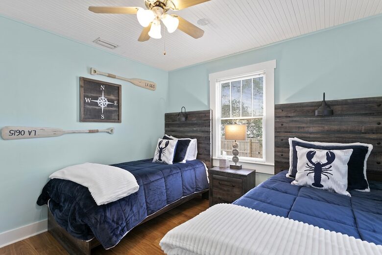 Quaint Bungalow just off Main Street - Dunedin, Florida