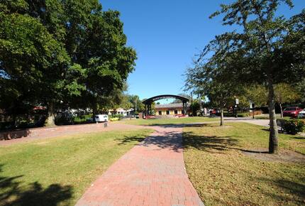 Quaint Bungalow just off Main Street - Dunedin, Florida