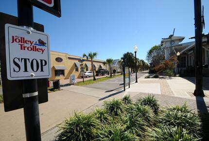 Quaint Bungalow just off Main Street - Dunedin, Florida