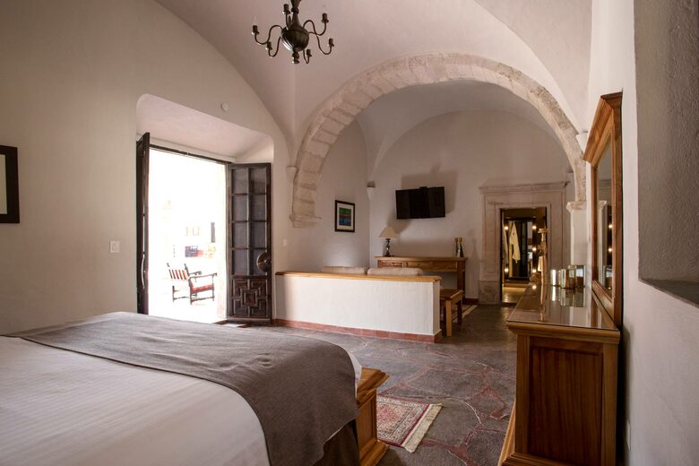 Luxury Mexican Hacienda Mesón Real De Plata - Santiago de Querétaro, Mexico