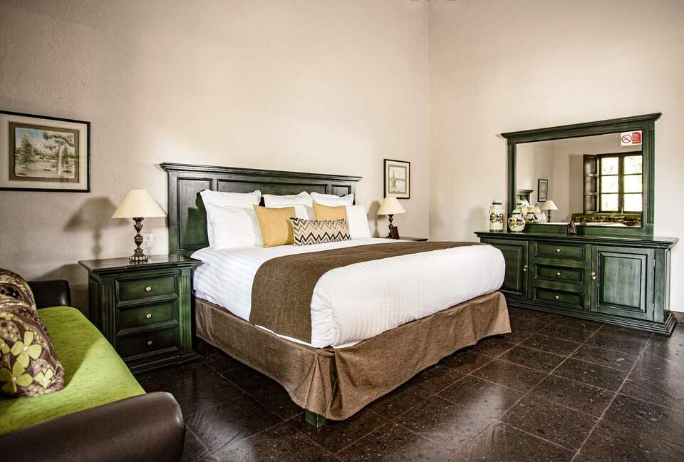 Luxury Mexican Hacienda Mesón Real De Plata - Santiago de Querétaro, Mexico