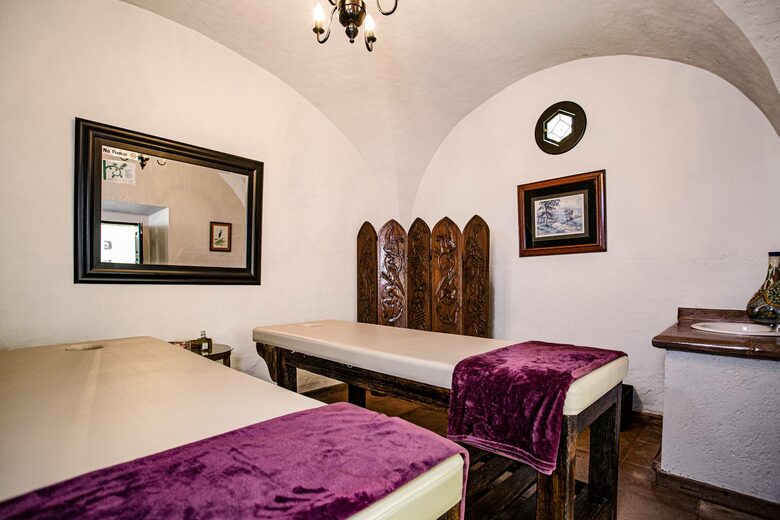 Luxury Mexican Hacienda Mesón Real De Plata - Santiago de Querétaro, Mexico