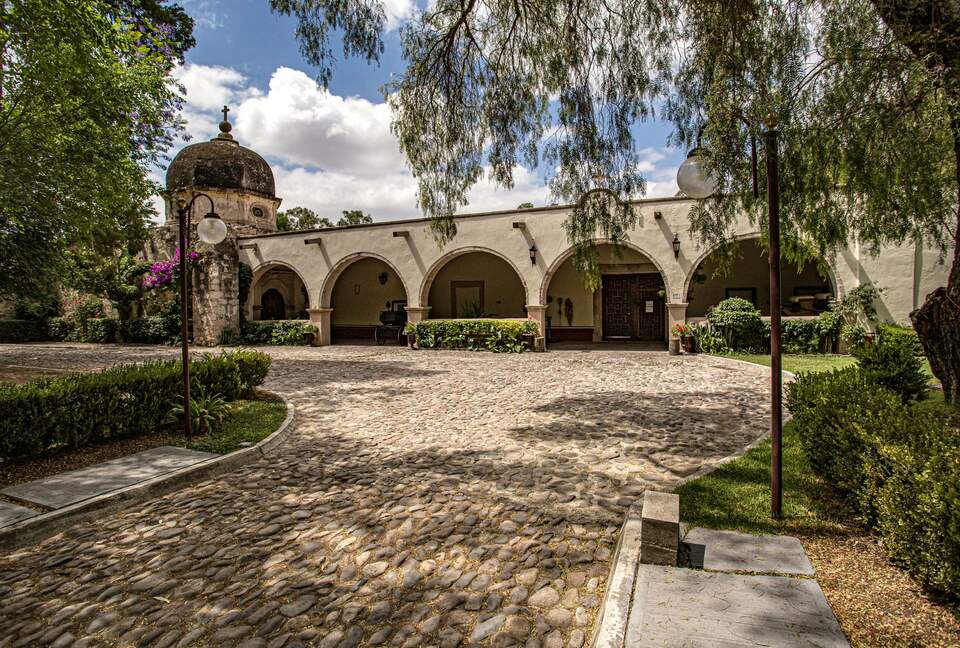 Luxury Mexican Hacienda Mesón Real De Plata - Santiago de Querétaro, Mexico