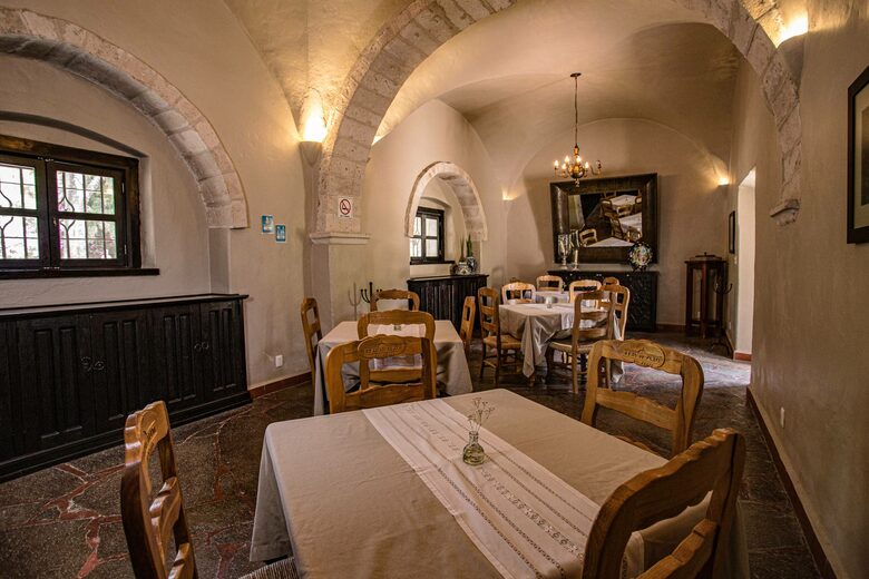 Luxury Mexican Hacienda Mesón Real De Plata - Santiago de Querétaro, Mexico