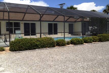 Idyllic Beachfront in Unique Casey Key - Osprey, Florida