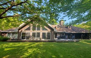 Lakehouse Dream - Muncy Valley, Pennsylvania