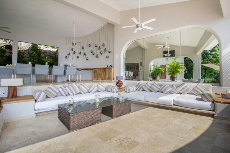 Stunning Paradise with Panoramic Acapulco Bay Views - Acapulco de Juárez Municipality, Mexico