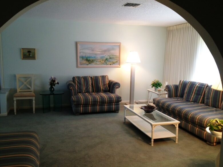 Idyllic Beachfront in Unique Casey Key - Osprey, Florida