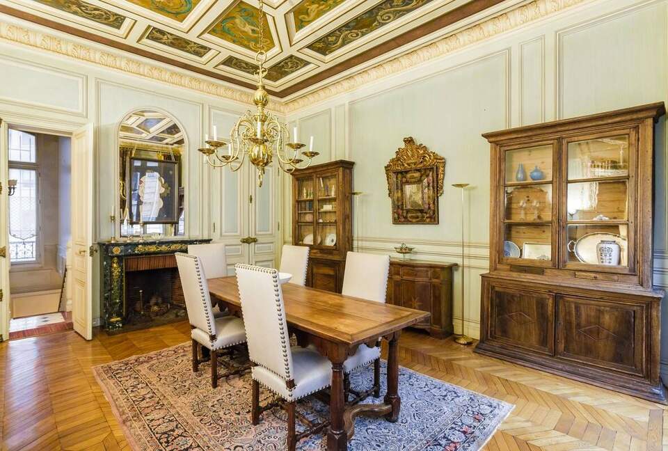 Luxury Central Paris (R) - Paris, France