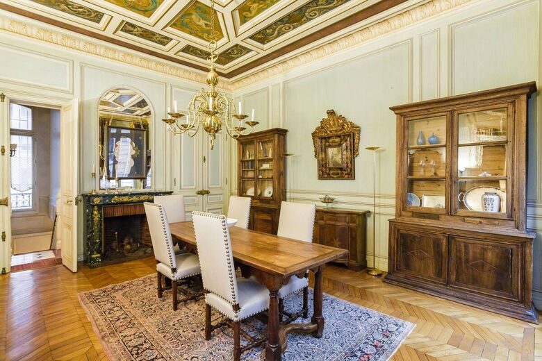 Luxury Central Paris (R) - Paris, France