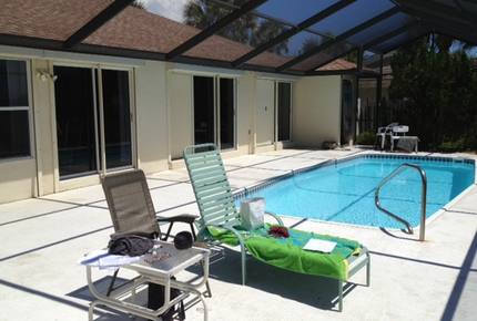Idyllic Beachfront in Unique Casey Key - Osprey, Florida