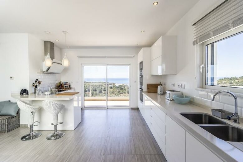 Stunning Algarve Villa (20 mins from Lagos) - Budens, Portugal