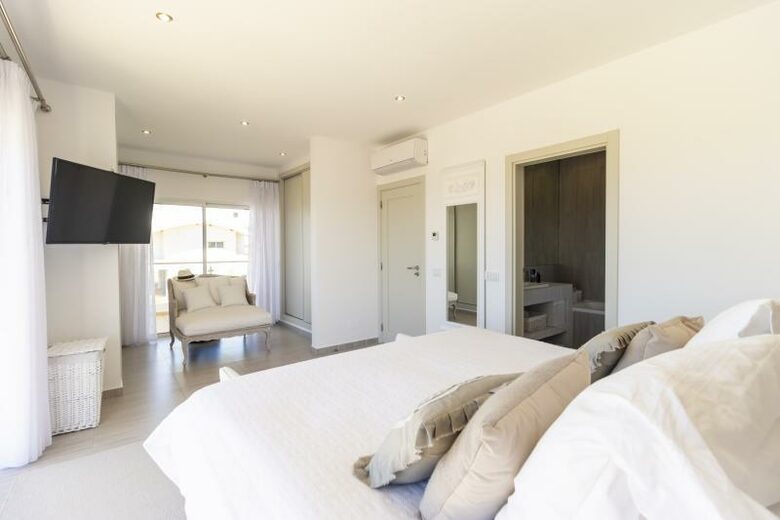 Stunning Algarve Villa (20 mins from Lagos) - Budens, Portugal