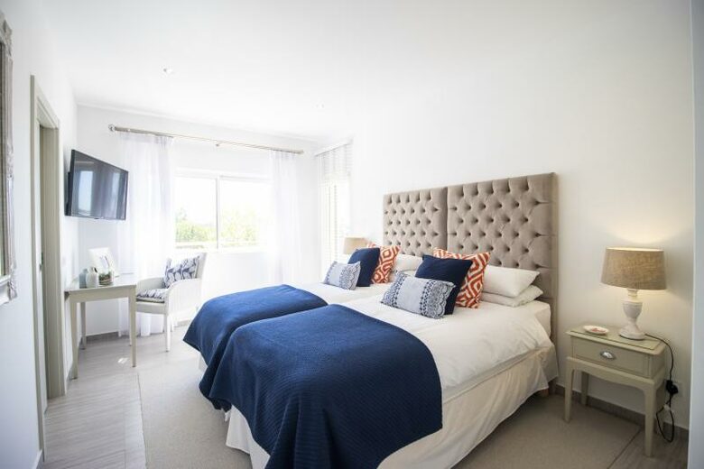 Stunning Algarve Villa (20 mins from Lagos) - Budens, Portugal