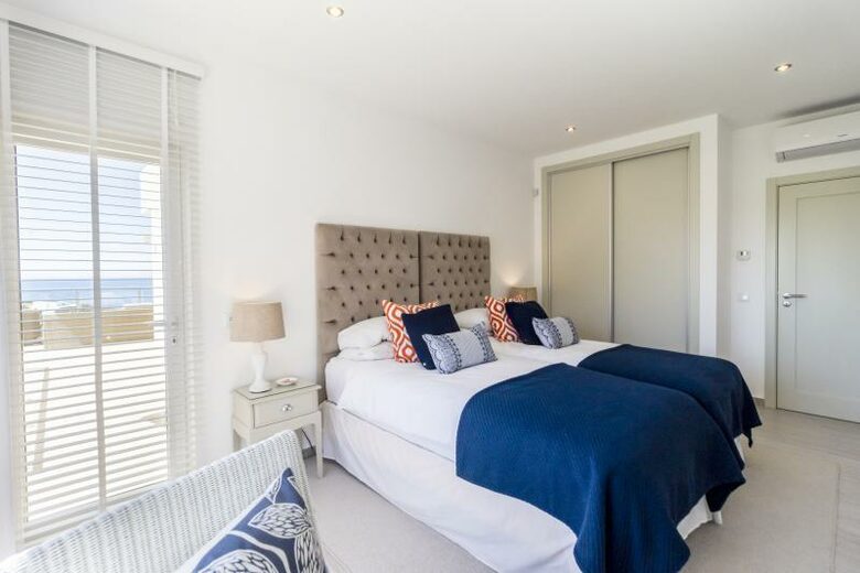 Stunning Algarve Villa (20 mins from Lagos) - Budens, Portugal