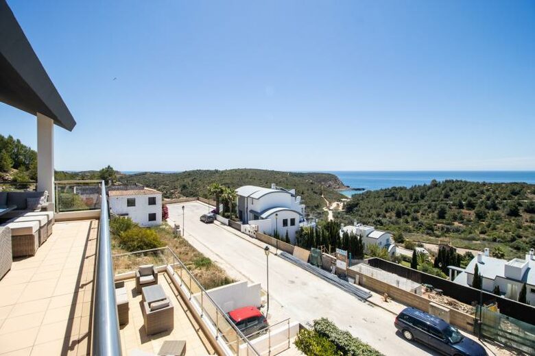 Stunning Algarve Villa (20 mins from Lagos) - Budens, Portugal