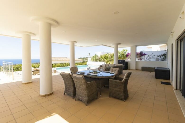Stunning Algarve Villa (20 mins from Lagos) - Budens, Portugal