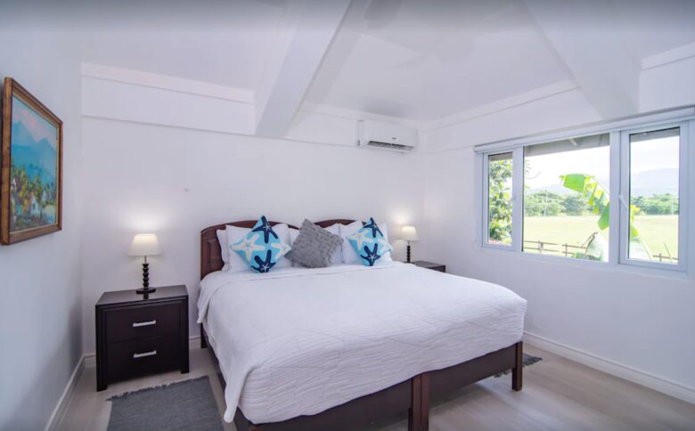 Bedroom # 3, king bed that separates into 2 twins