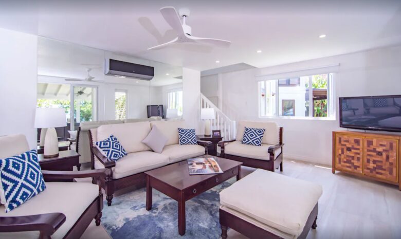 ground floor living space equipped with AC