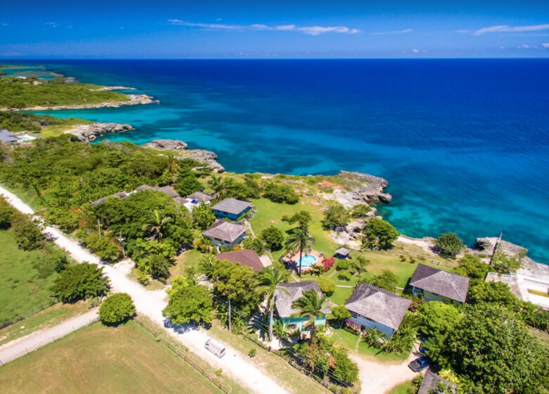 Luxury SettleDown Villa 2 at Chukka Cove in St Ann - Llandovery, Jamaica