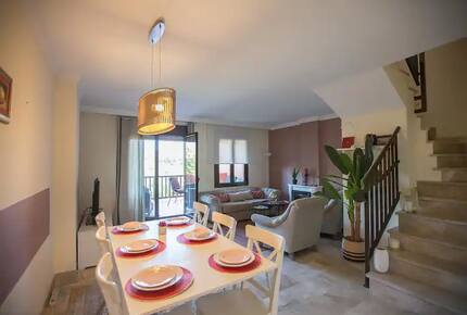 Casa Roja - Estepona, Spain