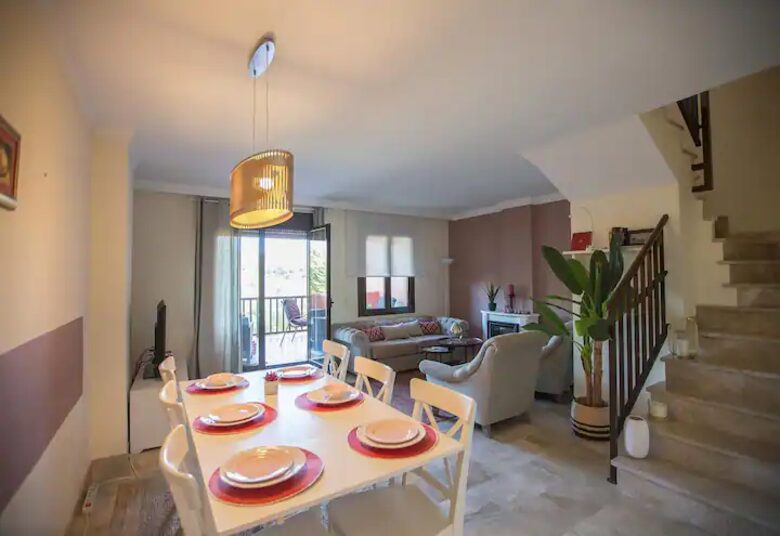 Casa Roja - Estepona, Spain