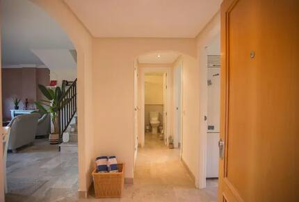 Casa Roja - Estepona, Spain