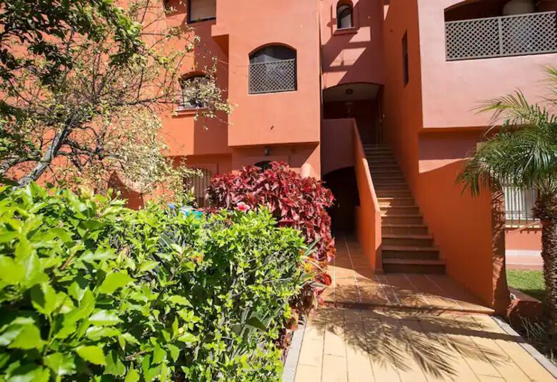 Casa Roja - Estepona, Spain